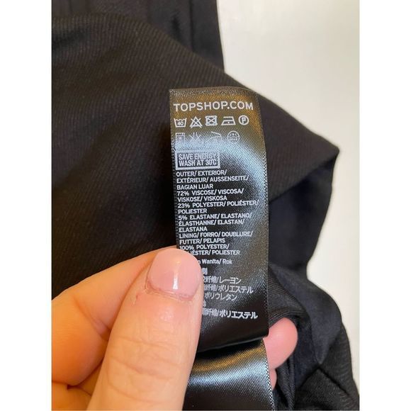 Topshop Scalloped Mini Skirt in Black size 6 NWT - Picture 8 of 11